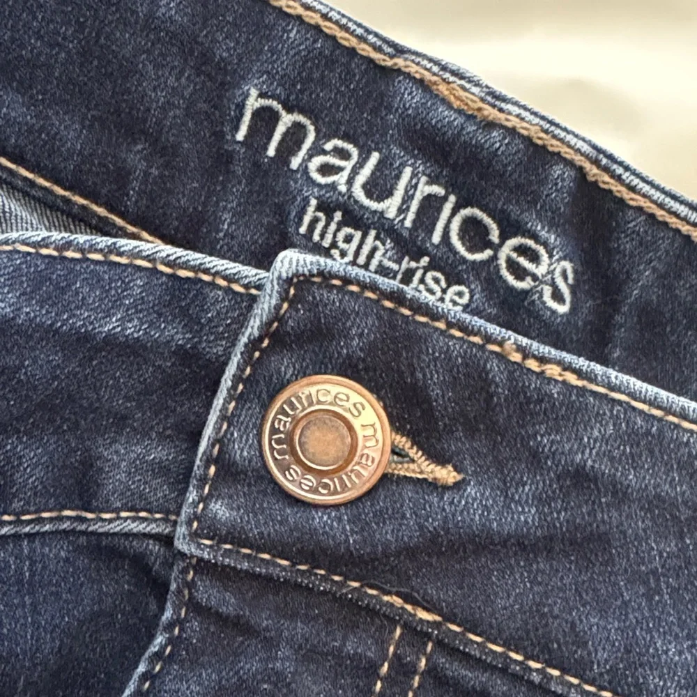 Maurices Dark High-Rise jeans size 24W - Picture 5 of 7